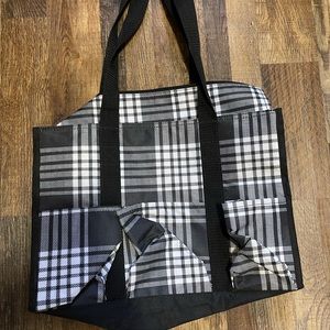 Thirty one brand tote.  Used once.  Great shape.  This one has LOTS of storage.
